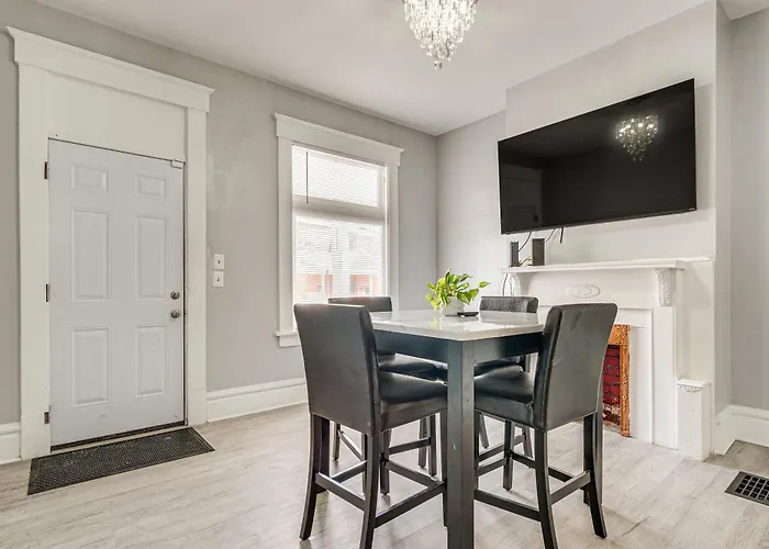 Walk To Trolley District: Olde Towne East Retreat * Columbus
