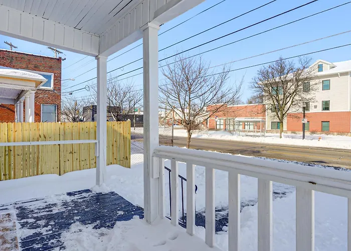 Walk To Trolley District: Olde Towne East Retreat